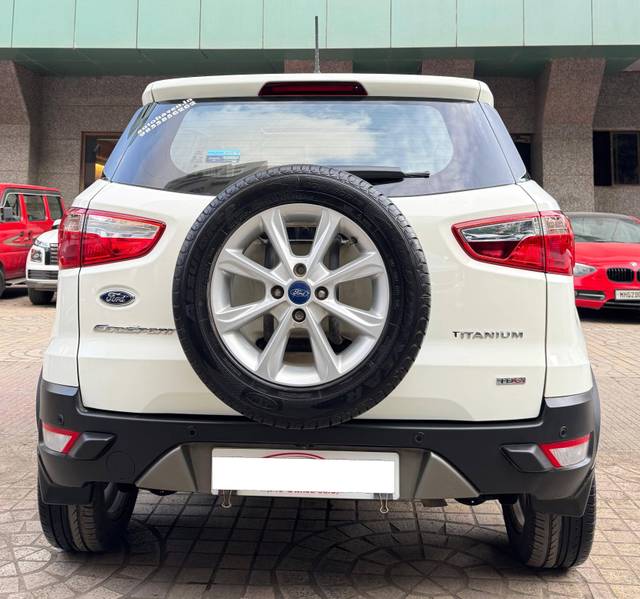 https://images10.gaadi.com/usedcar_image/4590079/original/processed_db58001060bd4416e0b870d50737b398.jpg?imwidth=6402