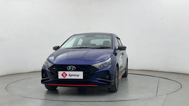 https://images10.gaadi.com/usedcar_image/4590083/original/56f633edff96d8cf929b04bd1626dcba.JPG?imwidth=6400