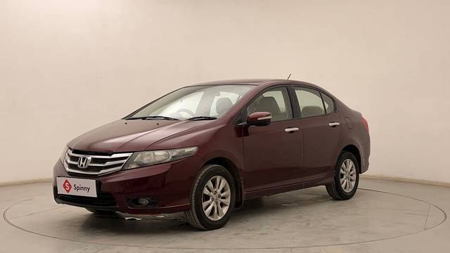 https://images10.gaadi.com/usedcar_image/4590113/original/2a6f3f1c0c2f0132f66c4424f21b00bb.JPG?imwidth=6400
