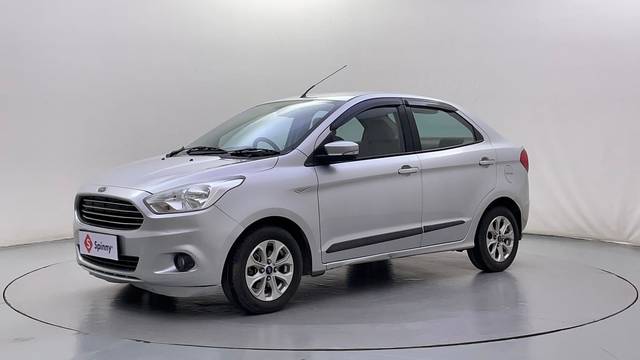 https://images10.gaadi.com/usedcar_image/4590135/original/d55dabc34135d6236396264f45197ad5.JPG?imwidth=6400