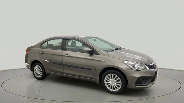 https://images10.gaadi.com/usedcar_image/4590220/original/9852d0f205b6d546b7e7d30fa7f2a839.jpg?imwidth=6400