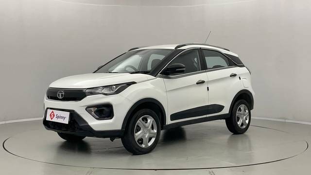 https://images10.gaadi.com/usedcar_image/4590238/original/978b97bbed3678ce0a0229d9191f4621.JPG?imwidth=6400