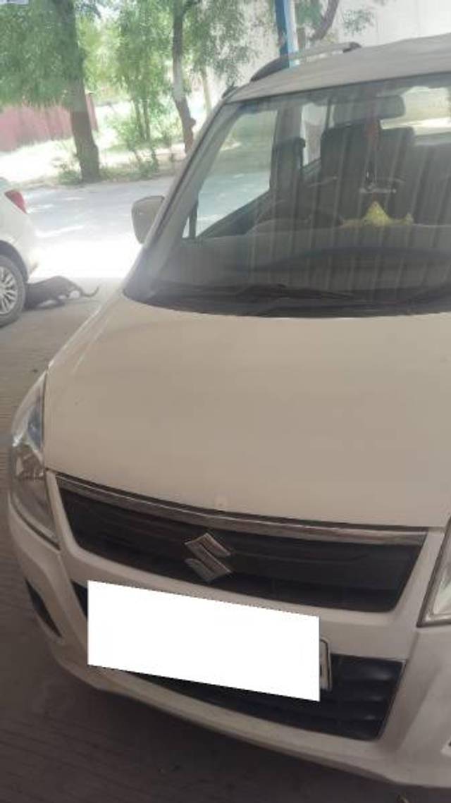 https://images10.gaadi.com/usedcar_image/4590257/original/processed_777bf34a-6a15-4322-87d2-3cd0cc25a763.jpg?imwidth=6400