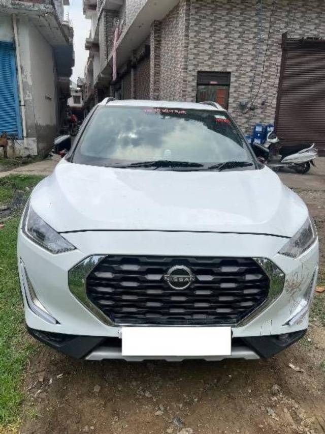 https://images10.gaadi.com/usedcar_image/4590268/original/processed_4a19bde7-9e43-45fe-a9c6-7f957fa7c749.jpeg?imwidth=6400