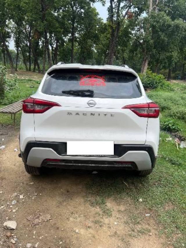https://images10.gaadi.com/usedcar_image/4590268/original/processed_77c31ccd-350b-4136-a704-cc3ec5b2b167.jpeg?imwidth=6401