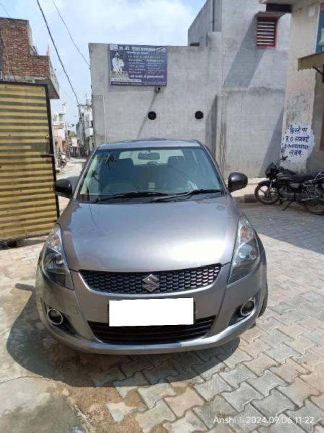 https://images10.gaadi.com/usedcar_image/4590275/original/processed_b1cb46f7-0a73-4e51-ad9a-ecd83a7e1e77.jpg?imwidth=6400