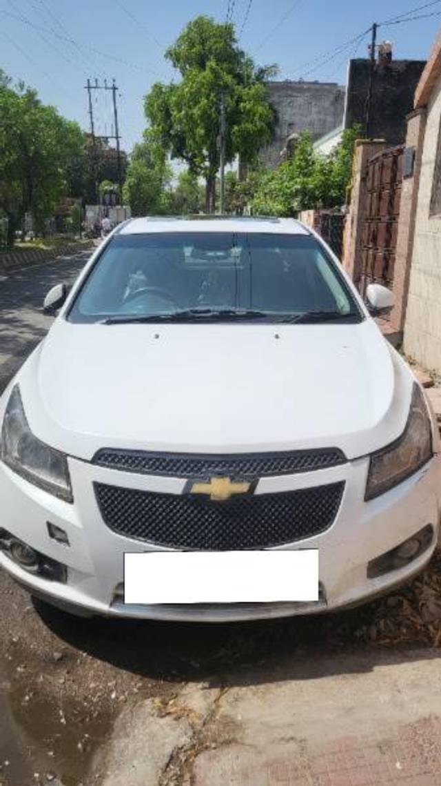 https://images10.gaadi.com/usedcar_image/4590278/original/processed_0be2503b-09ba-480f-a289-1ad69663e29e.jpg?imwidth=6400