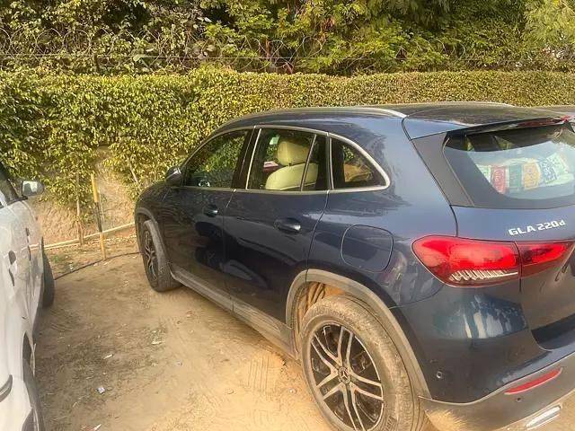 https://images10.gaadi.com/usedcar_image/4590291/original/processed_4e27174f-cfac-47a5-9d95-623d2cefeaaf.jpeg?imwidth=6400