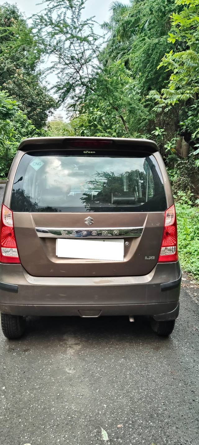 https://images10.gaadi.com/usedcar_image/4590332/original/processed_6751c5c8cc09f06645ffd41e7586f6b3.jpg?imwidth=6401