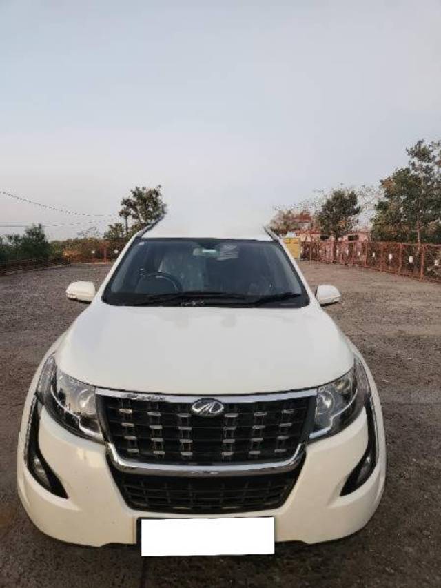 https://images10.gaadi.com/usedcar_image/4590337/original/processed_5b3f8a0d-9c56-4468-9f44-20b0b4b969f3.jpg?imwidth=6400
