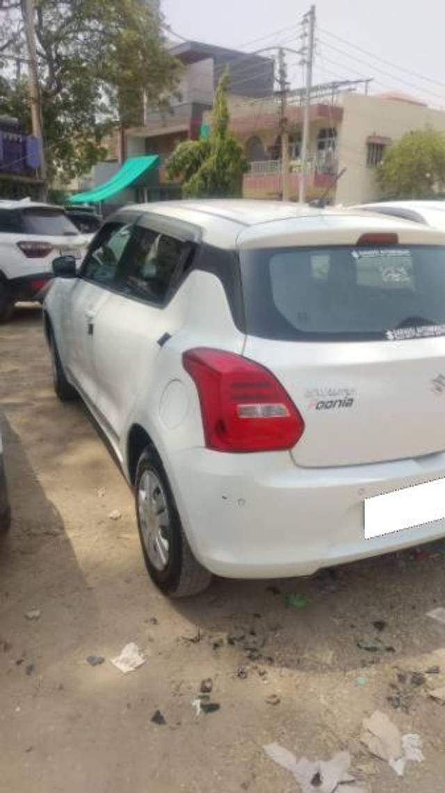 https://images10.gaadi.com/usedcar_image/4590350/original/processed_4e15ac7f-8d6d-491e-a693-168c9e0b6ea6.jpg?imwidth=6400