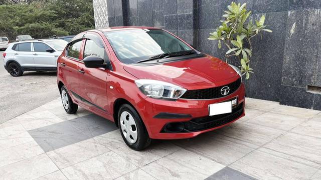 https://images10.gaadi.com/usedcar_image/4590358/original/processed_cb2f4fb5320137dade727feb2a88866b.jpg?imwidth=6400