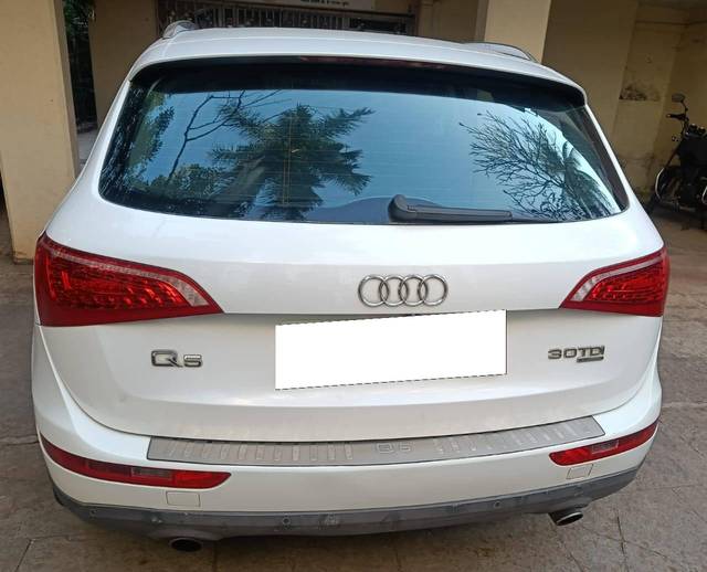 https://images10.gaadi.com/usedcar_image/4590376/original/processed_87ec05fe-282b-40c8-90d0-71423303fc42.jpg?imwidth=6400