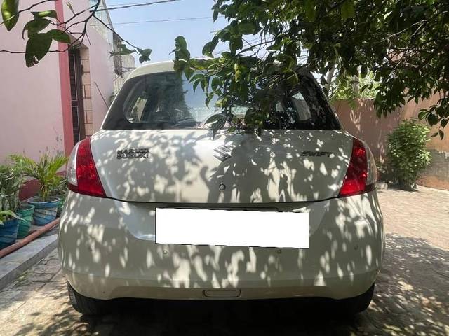 https://images10.gaadi.com/usedcar_image/4590383/original/processed_e2083206-14b3-4067-918a-1b32907303b9.jpeg?imwidth=6402