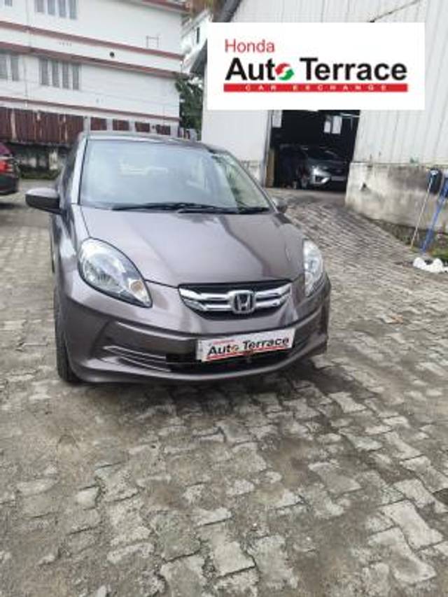 https://images10.gaadi.com/usedcar_image/4590400/original/428b93d32690a0e6d55dff494e4c1f23.jpg?imwidth=6400