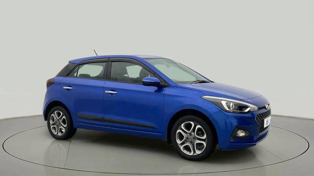 https://images10.gaadi.com/usedcar_image/4590410/original/540108ef22c670a6d069c1da3c8f87e1.jpg?imwidth=6400