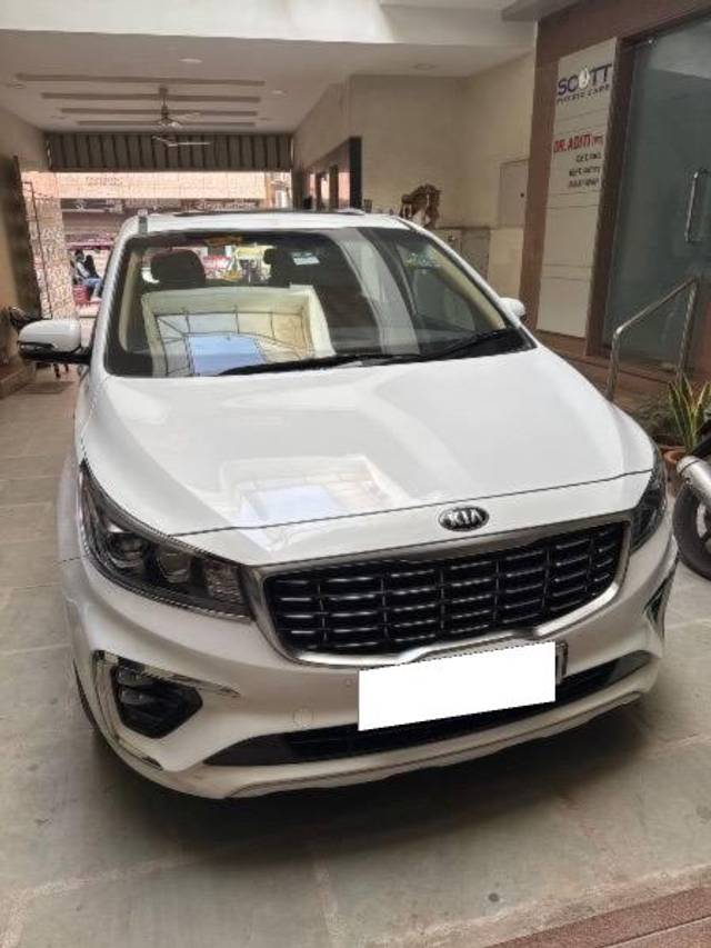 https://images10.gaadi.com/usedcar_image/4590417/original/processed_afacf5e4-6356-46ff-b2a1-eadd681c6651.jpeg?imwidth=6400
