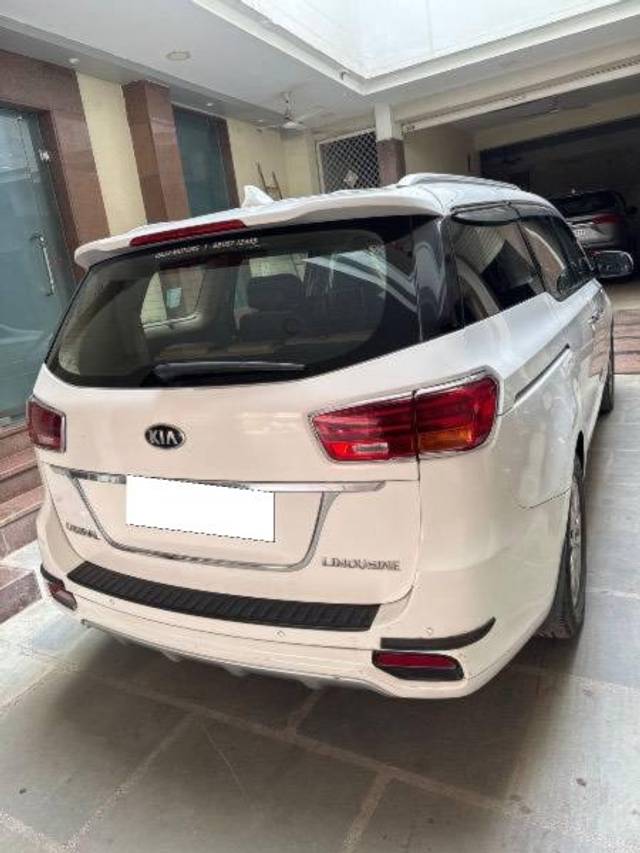 https://images10.gaadi.com/usedcar_image/4590417/original/processed_b2c9426a-a6ec-4c33-adff-92c8c4e0a1cb.jpeg?imwidth=6402