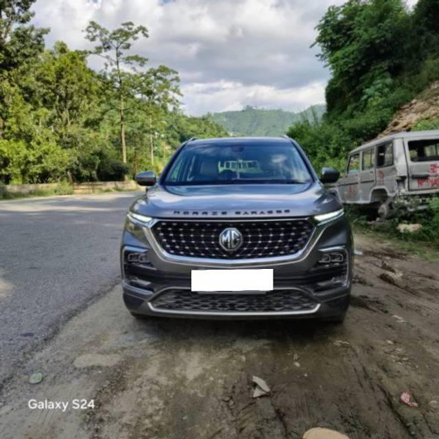 https://images10.gaadi.com/usedcar_image/4590440/original/processed_e9045e12-8713-4369-b77e-fec4f3a55d65.jpg?imwidth=6400