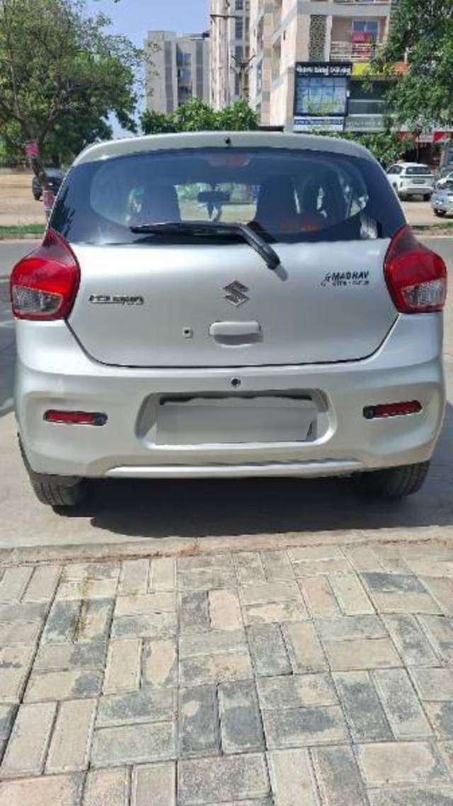 https://images10.gaadi.com/usedcar_image/4590529/original/processed_05be7a7d-b504-4ea9-91a2-9f0dfb926ea5.jpg?imwidth=6401