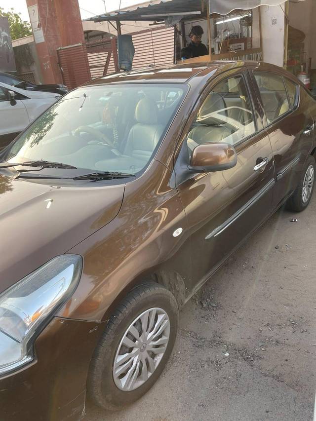 https://images10.gaadi.com/usedcar_image/4590533/original/processed_179c095869b42f823de4233449bca639.jpg?imwidth=6400