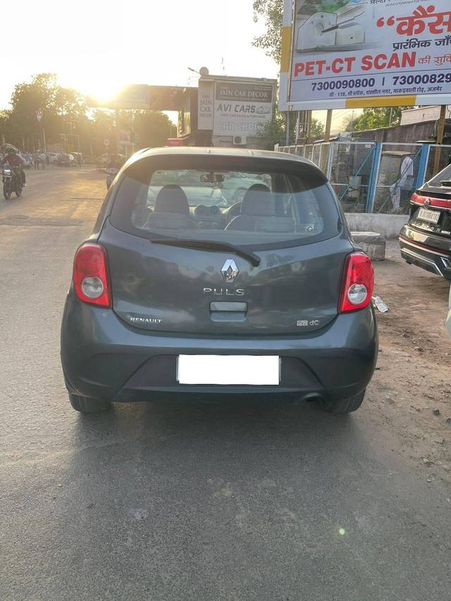 https://images10.gaadi.com/usedcar_image/4590535/original/processed_b7e4e58e8ac24a86814b9088548df5c7.jpg?imwidth=6401