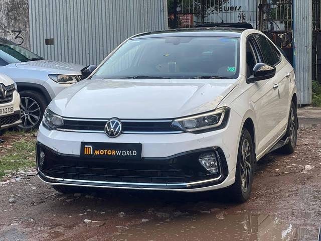 https://images10.gaadi.com/usedcar_image/4590537/original/processed_0224a8bd493aa992daf655bcfb96ee95.jpg?imwidth=6402
