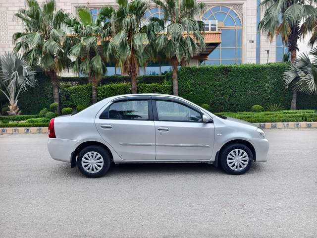 https://images10.gaadi.com/usedcar_image/4590554/original/d36c26bbf13498874bc8c2692f6451b2.jpg?imwidth=6400