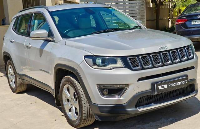 https://images10.gaadi.com/usedcar_image/4590566/original/processed_fc1e70098f7dead37f84904ec810872f.jpeg?imwidth=6400