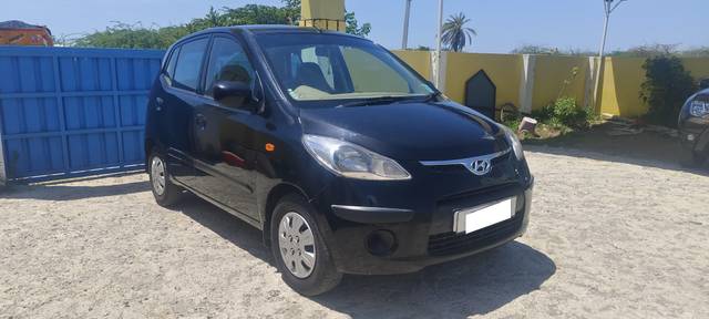 https://images10.gaadi.com/usedcar_image/4590567/original/processed_9e996ae5cb71bdbf1ea6aeec6ee18b55.jpg?imwidth=6400