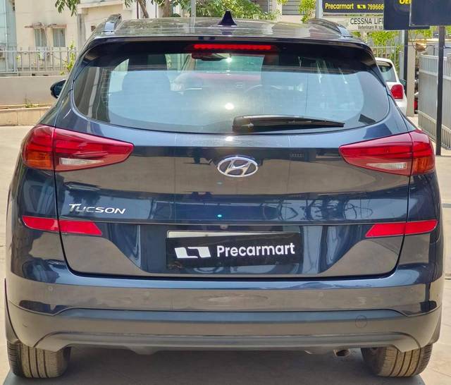 https://images10.gaadi.com/usedcar_image/4590570/original/processed_43bb9f618e0921bcaedf82d24fabb071.jpeg?imwidth=6401