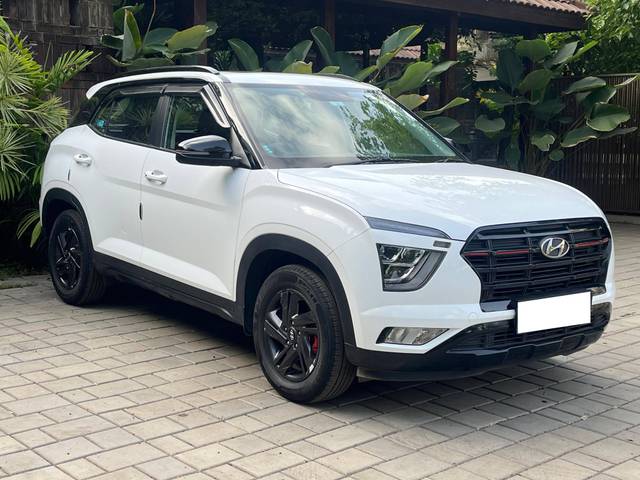 https://images10.gaadi.com/usedcar_image/4590591/original/processed_5154d243b1d40ffda4fa7b6b2f974b85.jpg?imwidth=6400