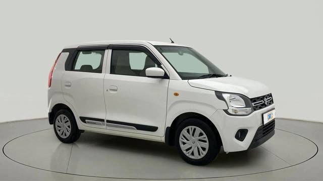 https://images10.gaadi.com/usedcar_image/4590593/original/8de1235afbc32b3faaab2f7f1eacbc64.jpg?imwidth=6400
