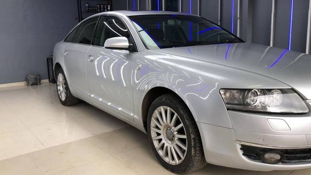 https://images10.gaadi.com/usedcar_image/4590599/original/71a599e7-6e0a-4356-ab52-46867e443c5f.jpg?imwidth=6401