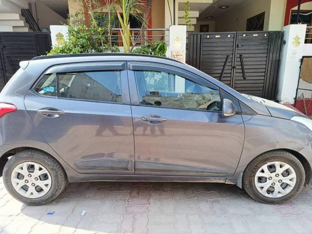 https://images10.gaadi.com/usedcar_image/4590609/original/processed_a0c3a193-08a2-4d5d-a6c6-6e55c688a839.jpg?imwidth=6401