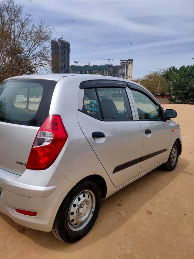 https://images10.gaadi.com/usedcar_image/4590610/original/processed_71e833380589580f93b57381743db595.jpg?imwidth=6402