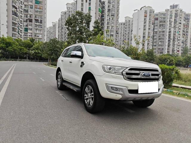 https://images10.gaadi.com/usedcar_image/4590618/original/processed_04f23c8669c1f032a71f13d1ec6f0f09.jpg?imwidth=6400