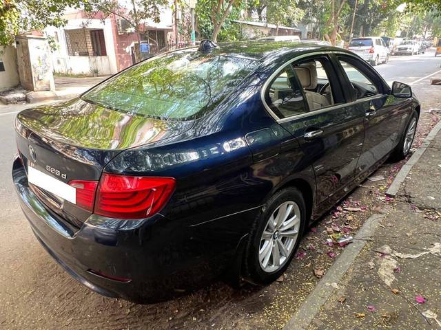 https://images10.gaadi.com/usedcar_image/4590622/original/processed_2f7eee9645f7a64278264d4e2b4db81a.jpg?imwidth=6401