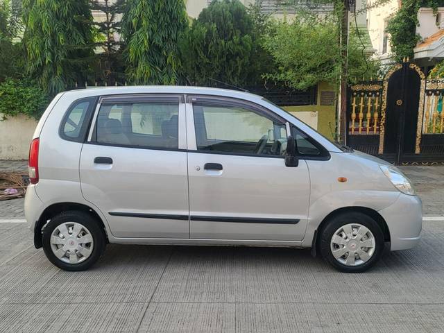 https://images10.gaadi.com/usedcar_image/4590686/original/f947e09c2cccdddb05456d71480269fb.jpg?imwidth=6401
