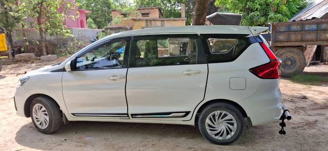 https://images10.gaadi.com/usedcar_image/4590690/original/processed_b8ee6ad8-f595-412a-b707-a80fc4cafdd6.jpg?imwidth=6400