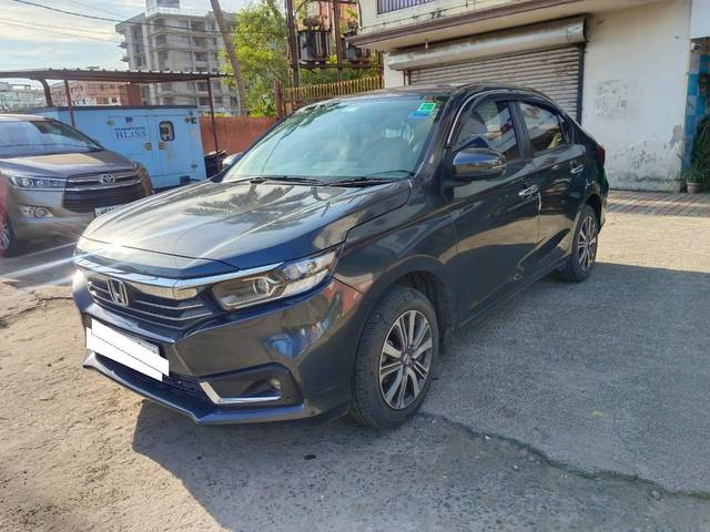 https://images10.gaadi.com/usedcar_image/4590697/original/processed_a67939f85cc5052b88690835ea106e20.jpeg?imwidth=6400