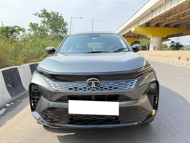 https://images10.gaadi.com/usedcar_image/4590714/original/processed_ce86d2171cb14253cb67a8e188901bf1.jpg?imwidth=6400