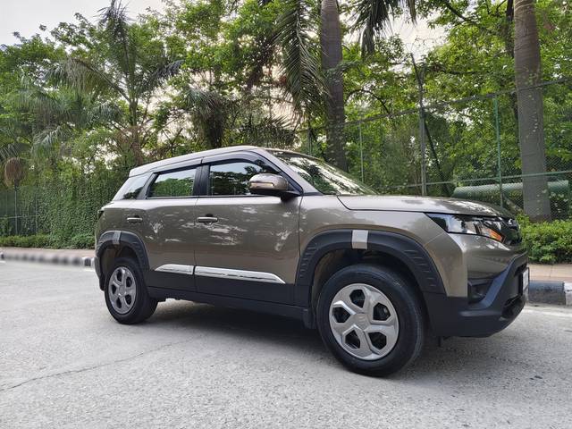 https://images10.gaadi.com/usedcar_image/4590723/original/processed_9fdc476c747c8e8a406ff21f2fbfdada.jpg?imwidth=6400