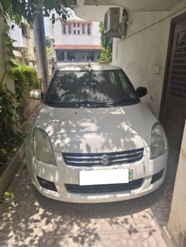 https://images10.gaadi.com/usedcar_image/4590730/original/processed_afed7b95-08a8-4499-b9ef-388b1fd2d6f1.jpg?imwidth=6400