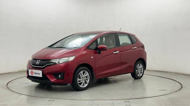 https://images10.gaadi.com/usedcar_image/4590741/original/3ac295f802710cf9b2e770cd03f58ed0.JPG?imwidth=6400