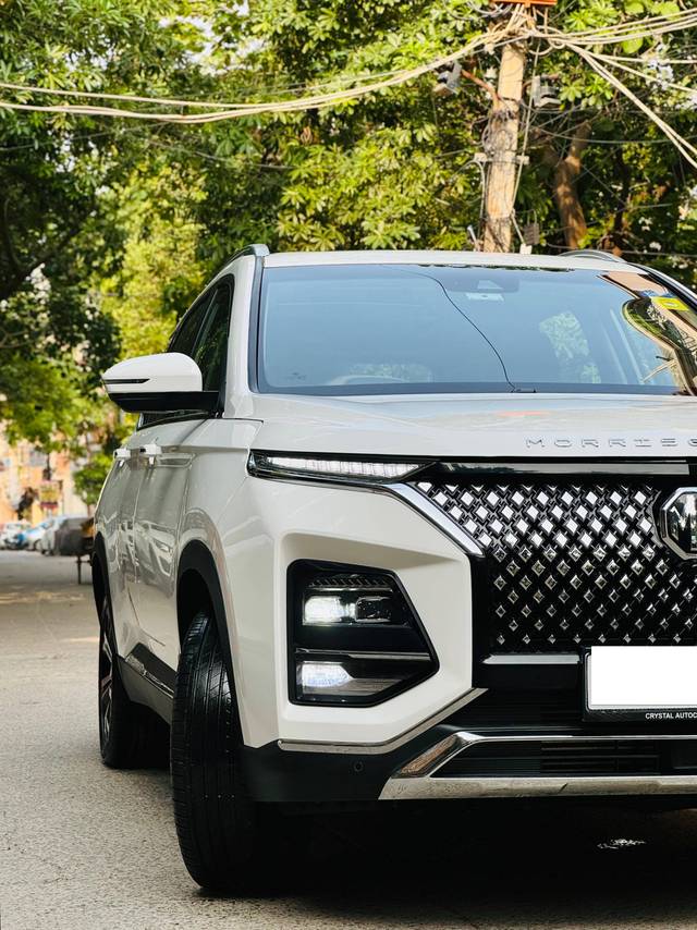 https://images10.gaadi.com/usedcar_image/4590743/original/processed_85a1af2520f752ba00d739f03385c973.jpg?imwidth=6400