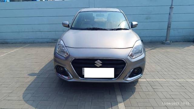 https://images10.gaadi.com/usedcar_image/4590755/original/processed_706128aba8913b4e222a70bdb8a94b99.jpeg?imwidth=6400
