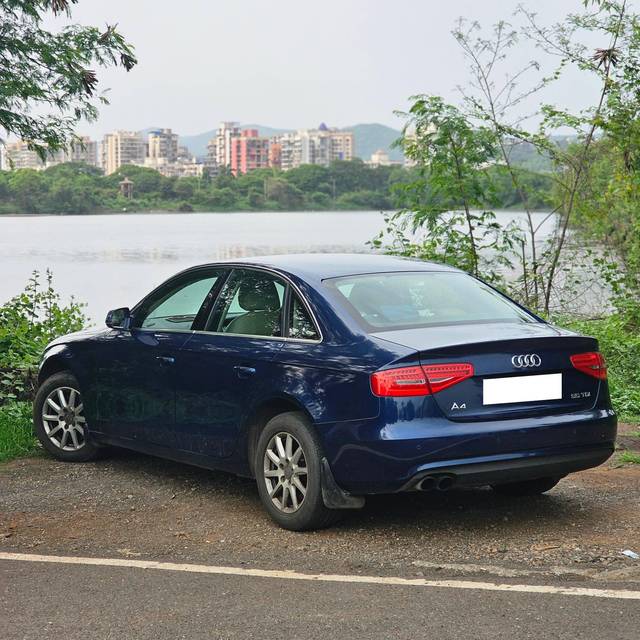 https://images10.gaadi.com/usedcar_image/4590765/original/processed_b1459ed003a54bc9d0f38d201671f29b.jpg?imwidth=6401