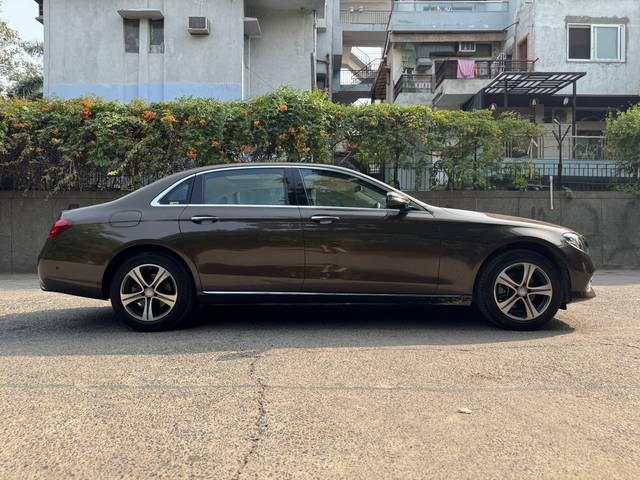 https://images10.gaadi.com/usedcar_image/4590770/original/c2407968cc0450f48f22e03f60988f40.jpg?imwidth=6401