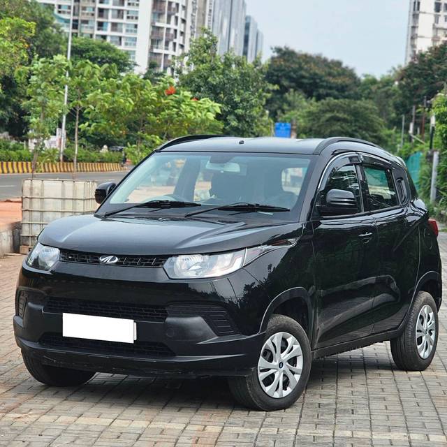 https://images10.gaadi.com/usedcar_image/4590775/original/processed_cd71f9b99ebd71e2d609146eed79b813.jpg?imwidth=6402